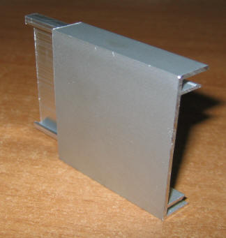 Zoccolino in alluminio anodizzato